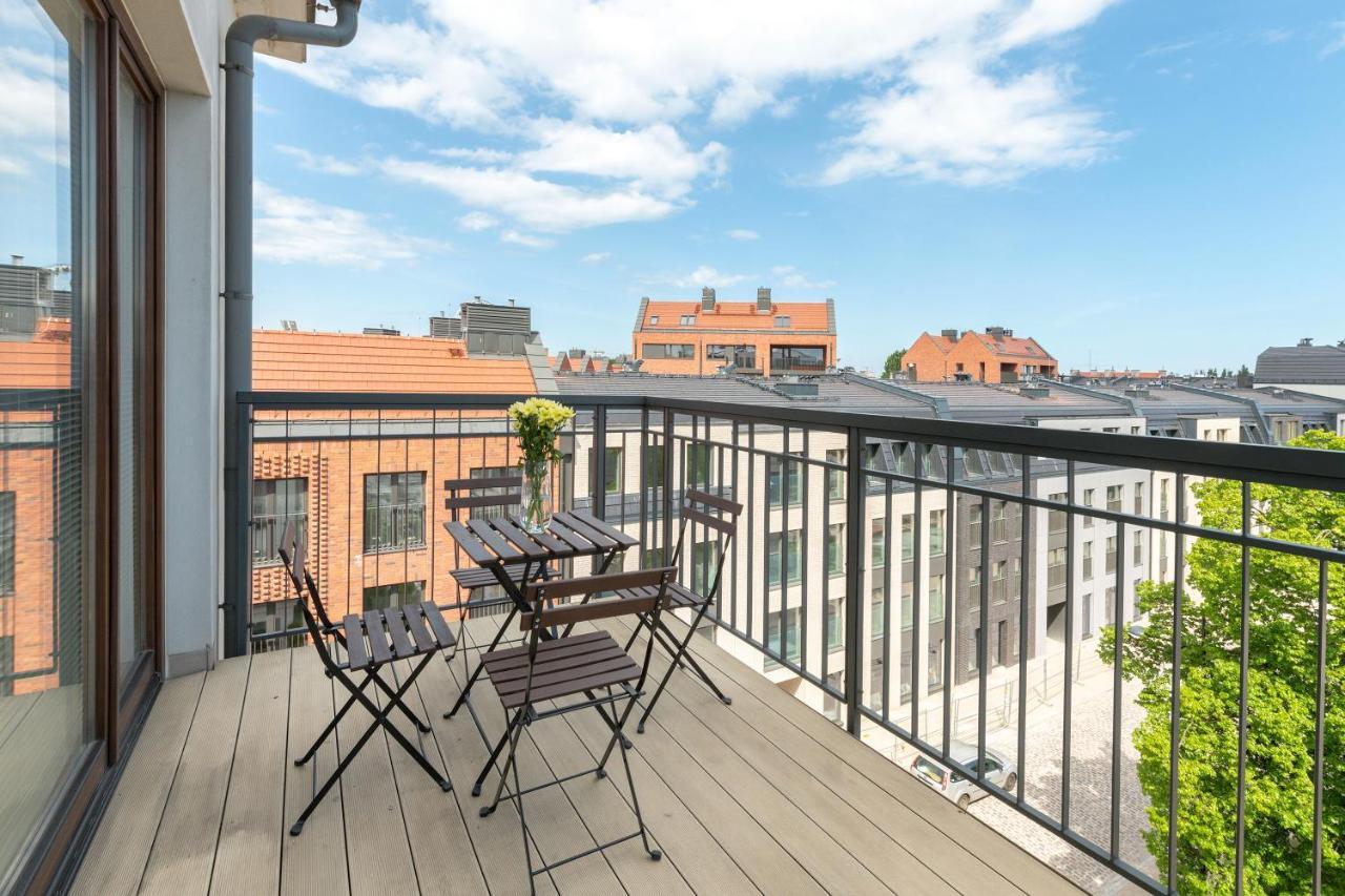 Wave Apartments - Szafarnia Old Town Gdansk Bagian luar foto