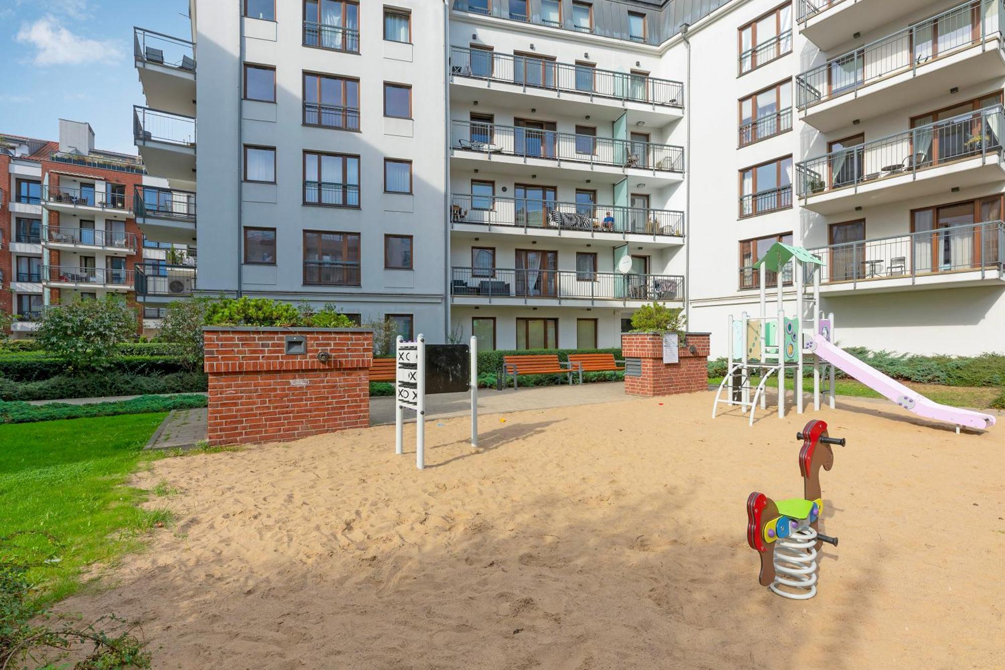 Wave Apartments - Szafarnia Old Town Gdansk Bagian luar foto